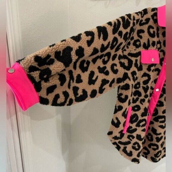 BiBi Leopard Print Oversized Shirt Jacket Boho Neutral Western Shacket - Picture 3 of 9